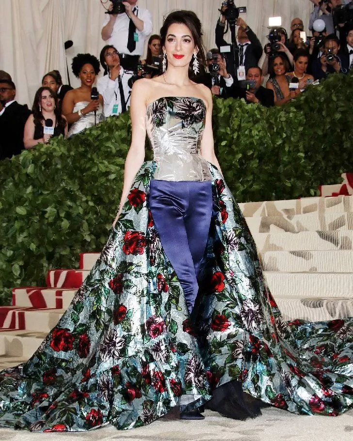 20 Most Unforgettable Met Gala Dresses Ever_9