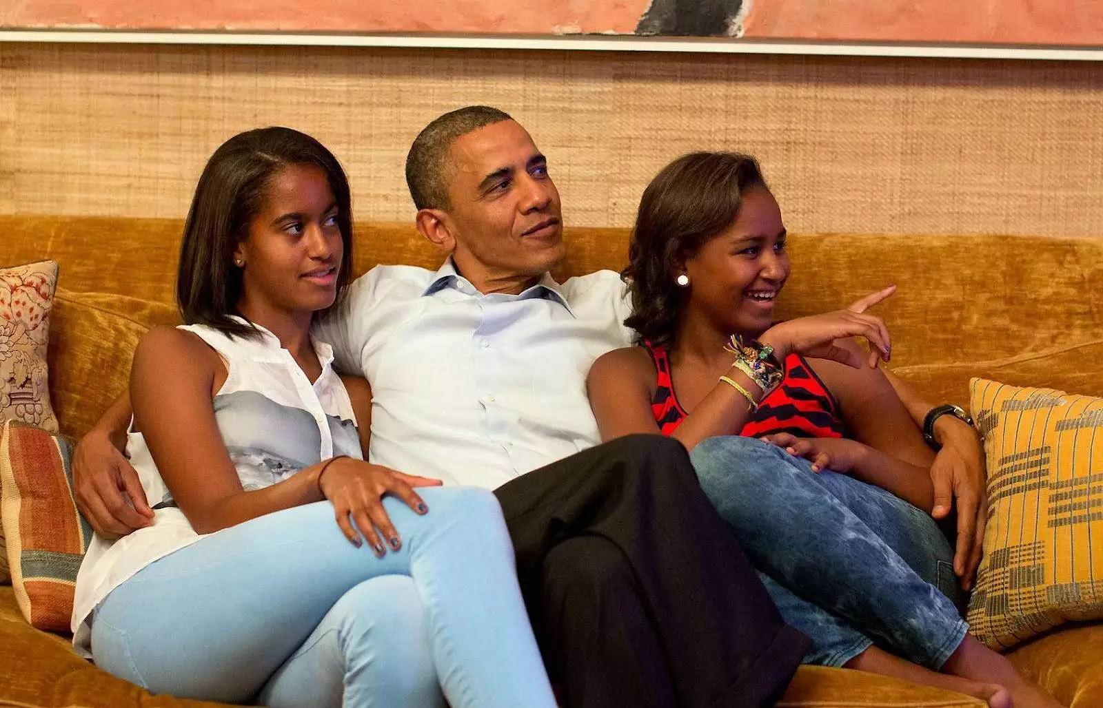 Obama Sisters Finally Speaks Out About Their Real Emotions Towards Michelle_5